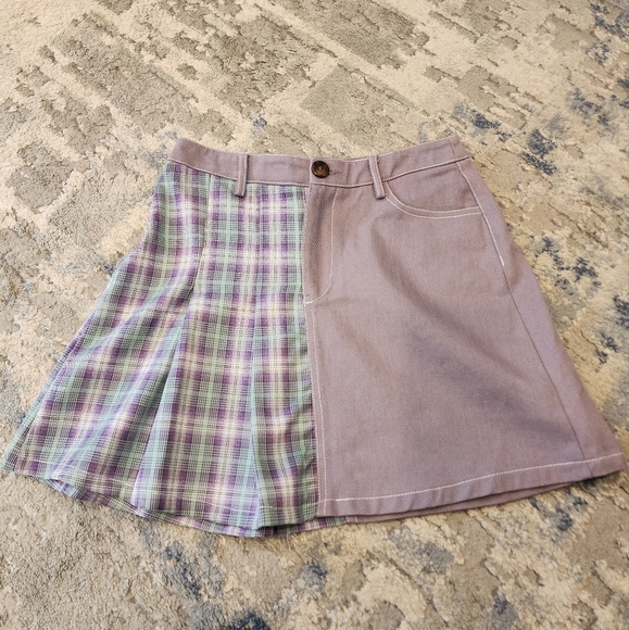 NWT Papermoom Mixed fabric Denim Pleated mini skirt. Purple green. Size Medium. - Picture 8 of 16